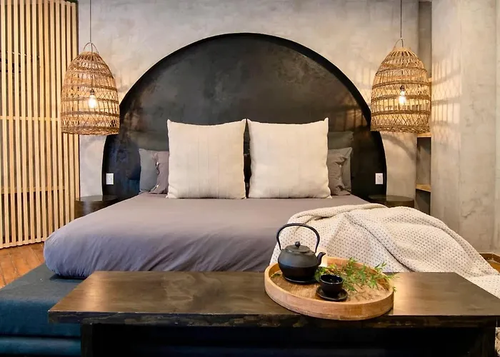 Beautiful Curated And Designed Flat Great Balcony Mexico City