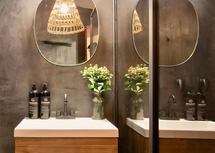 Beautiful Curated And Designed Flat Great Balcony Apartment Mexico City