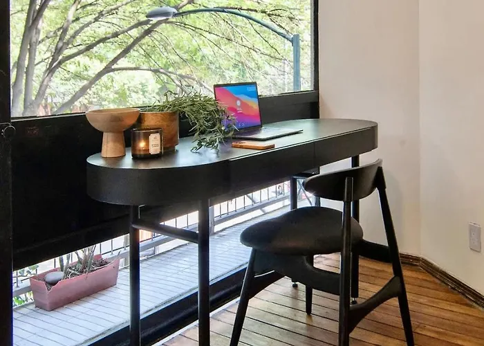 Beautiful Curated And Designed Flat Great Balcony Apartment Mexico City