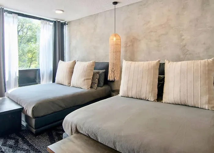 Beautiful Curated And Designed Flat Great Balcony * Mexico City